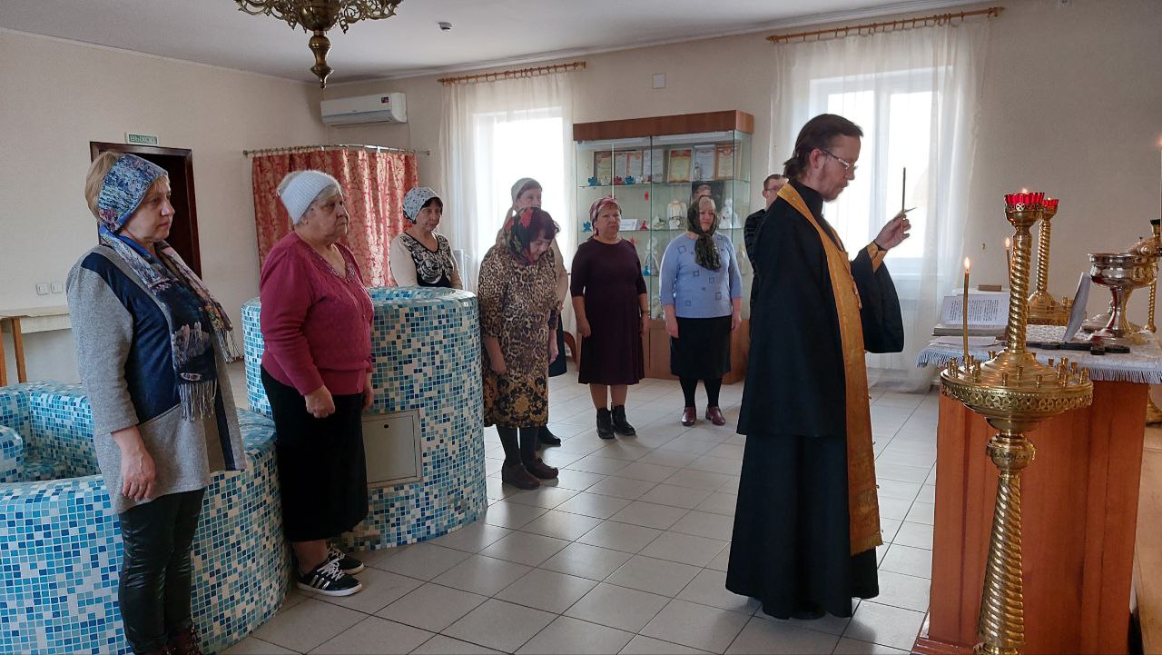 Встреча в литературном клубе “Вера, Надежда, Любовь”