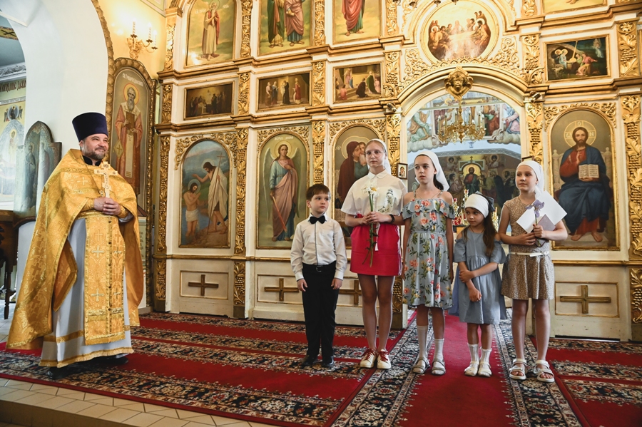 В Воскресной школе при Никольском кафедральном соборе прошёл Выпускной.