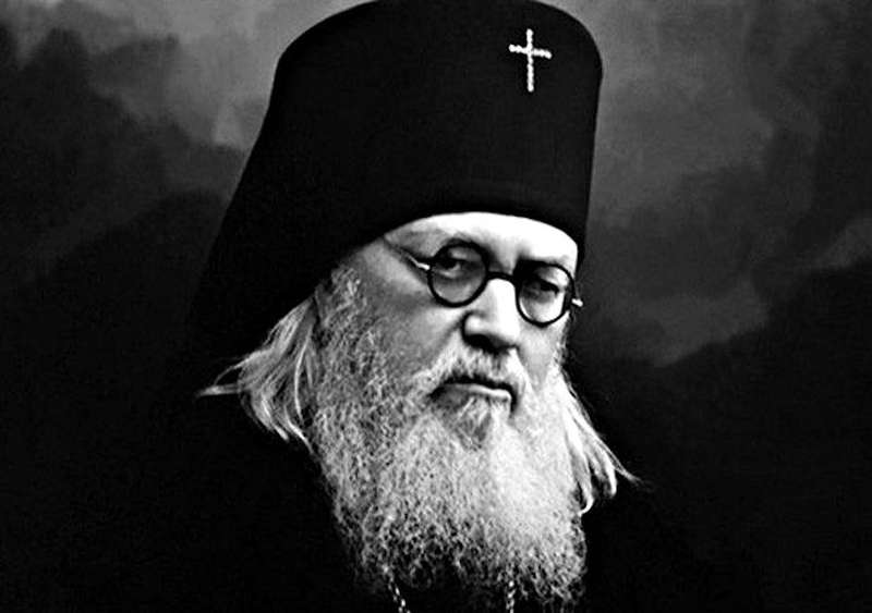 Священник рассказал будущим медикам о святом враче