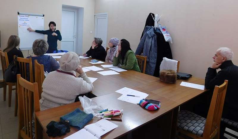 Родители будущих первоклассников узнали о том, какую роль играет семья в жизни ребенка