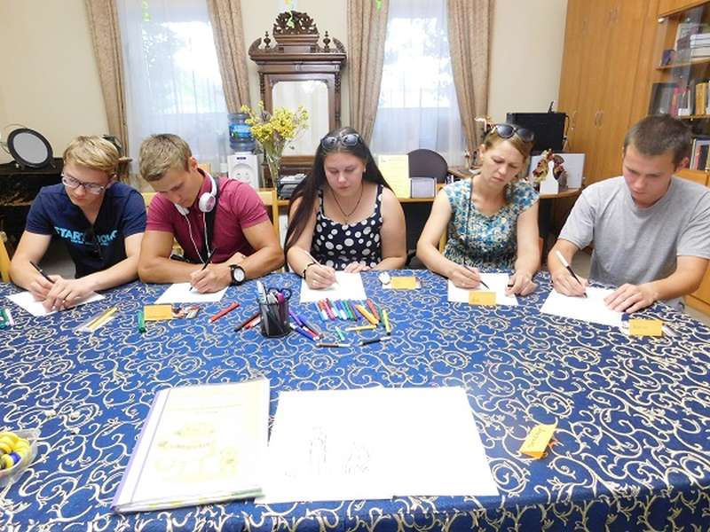 В Школе волонтеров при Никольском кафедральном соборе начался новый цикл занятий
