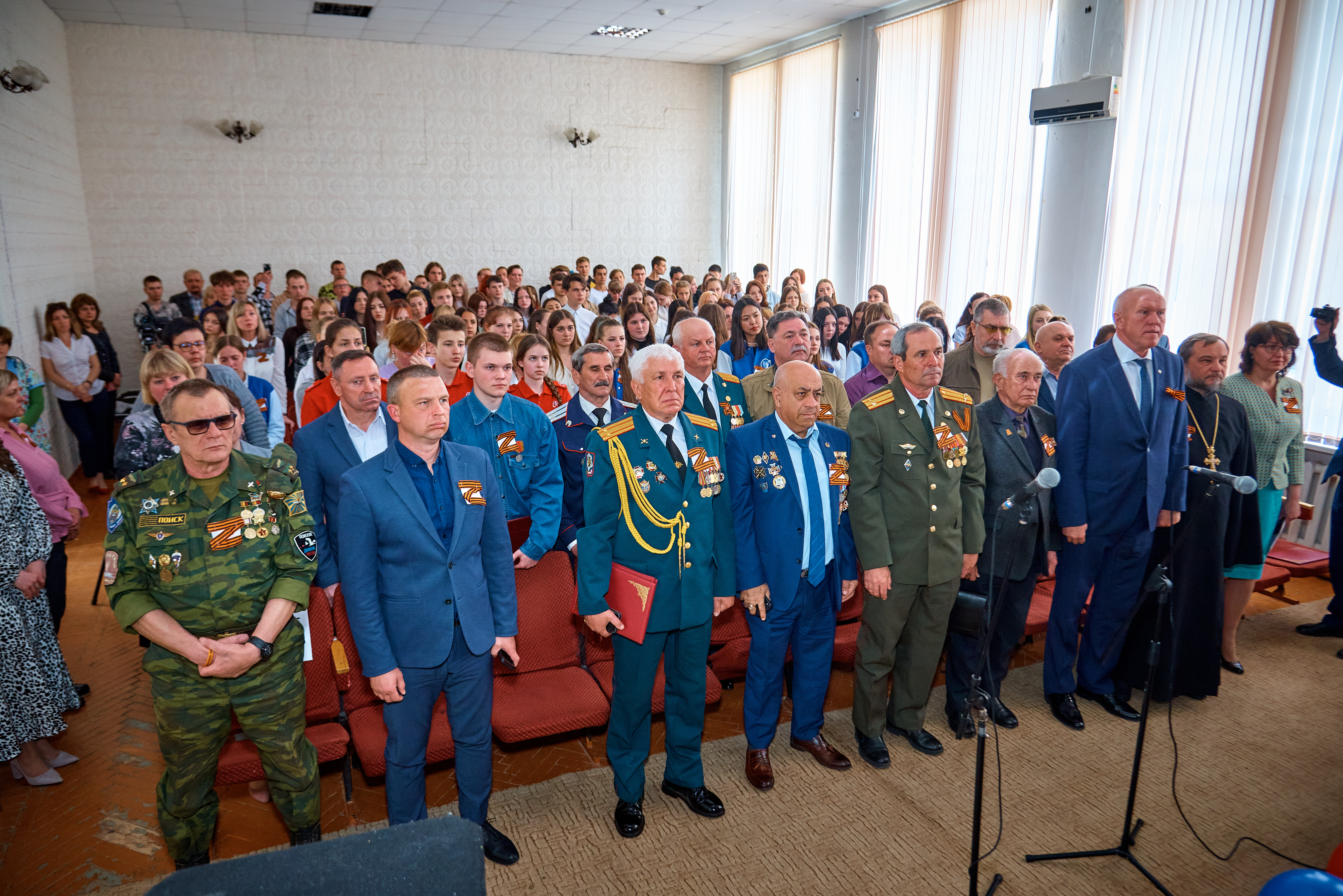 Старший священник Никольского собора Николай Караичев принял участие в Патриотическом мероприятии "Герои на все времена"