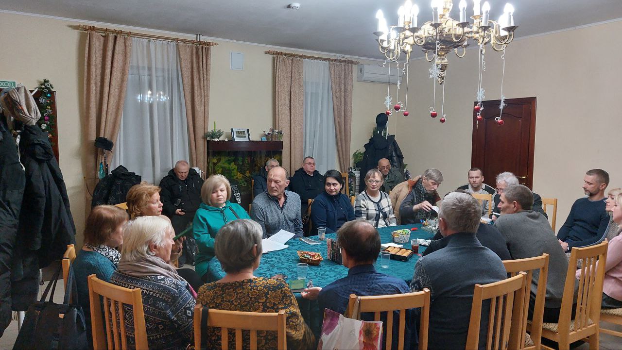 Презентация нового сборника поэтов в Никольском соборе