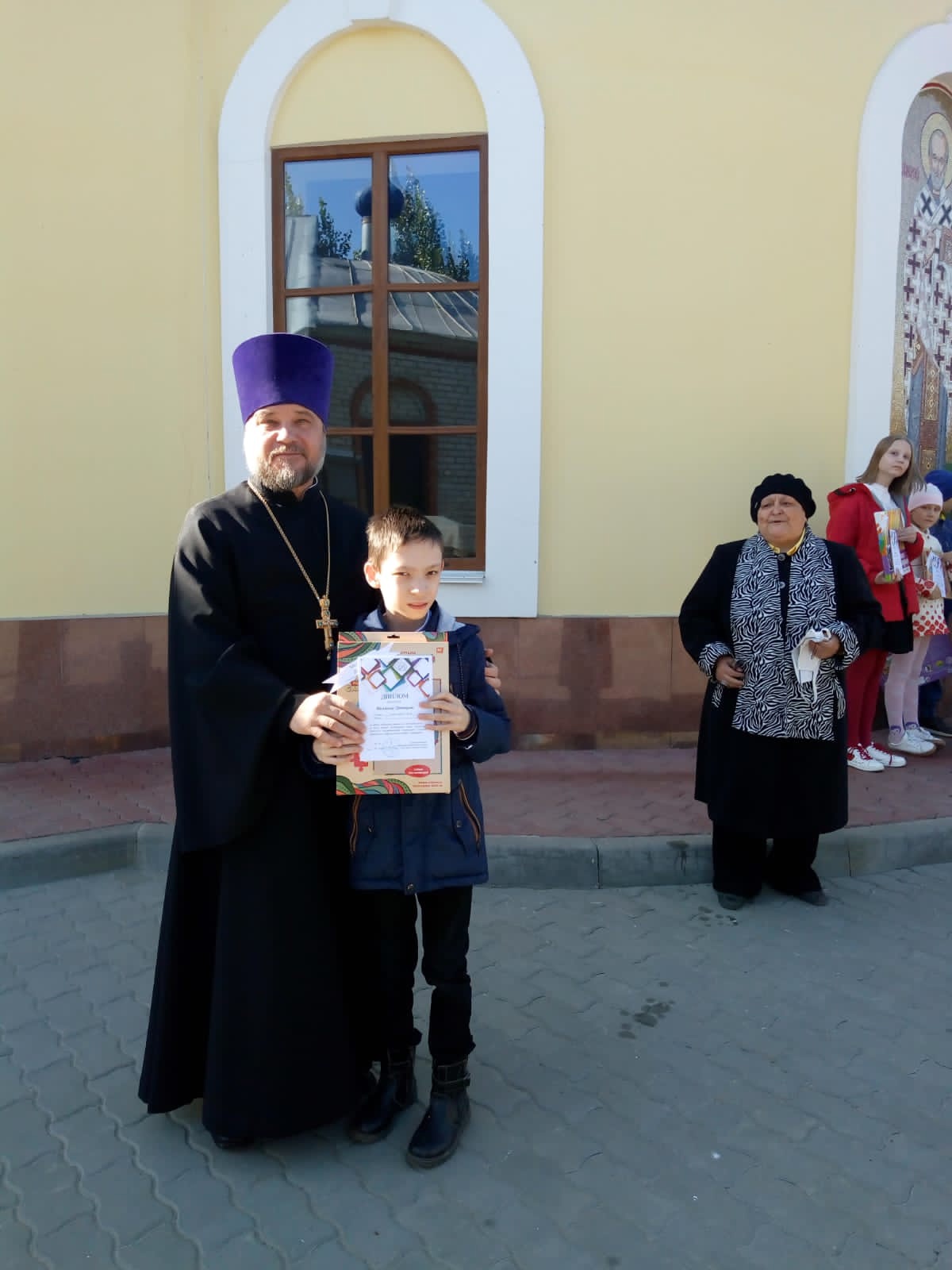 Сегодня в Никольском соборе наградили победителей конкурса стихов.