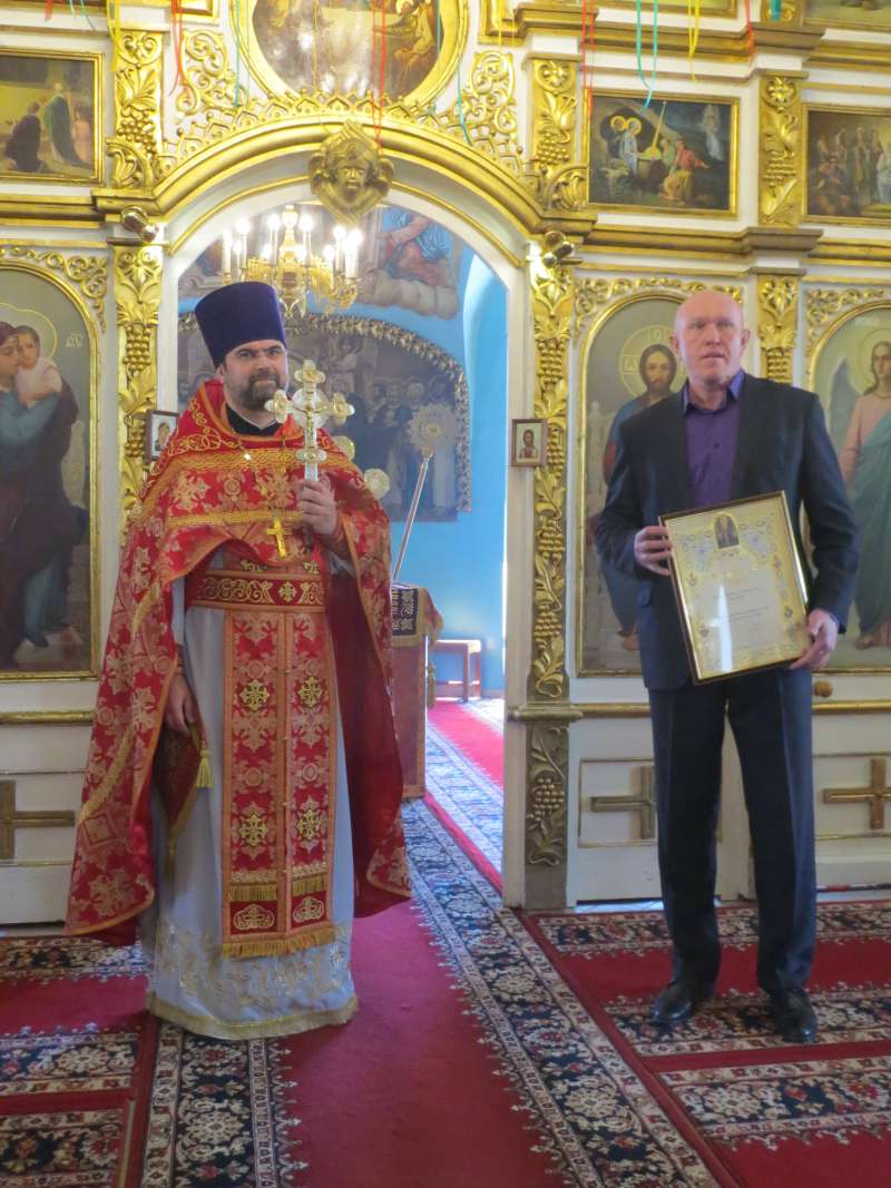 Глава городского округа – город Камышин Владимир Пономарев награжден грамотой Митрополита Волгоградского и Камышина Германа